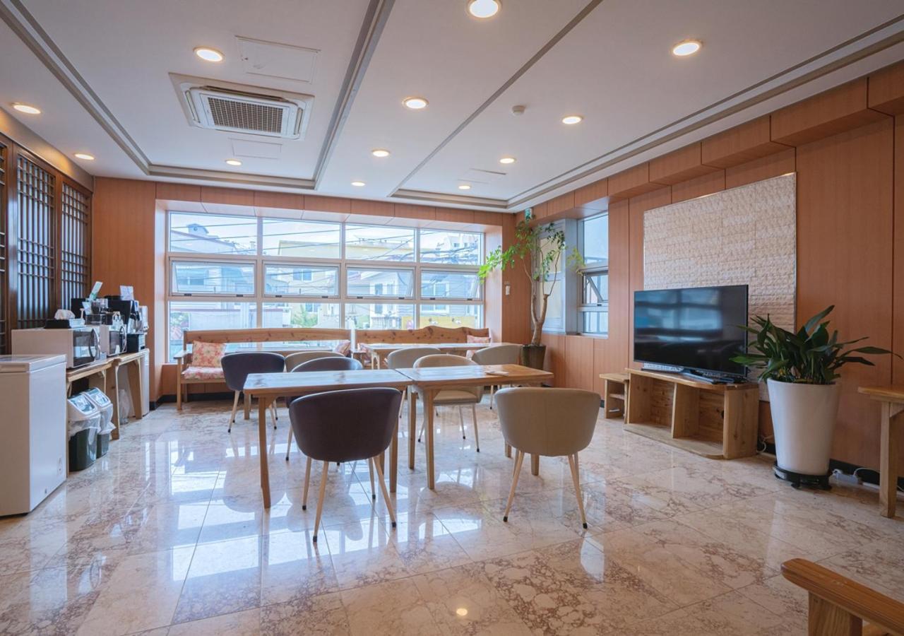 J2 Family Hotel Jeju Ngoại thất bức ảnh