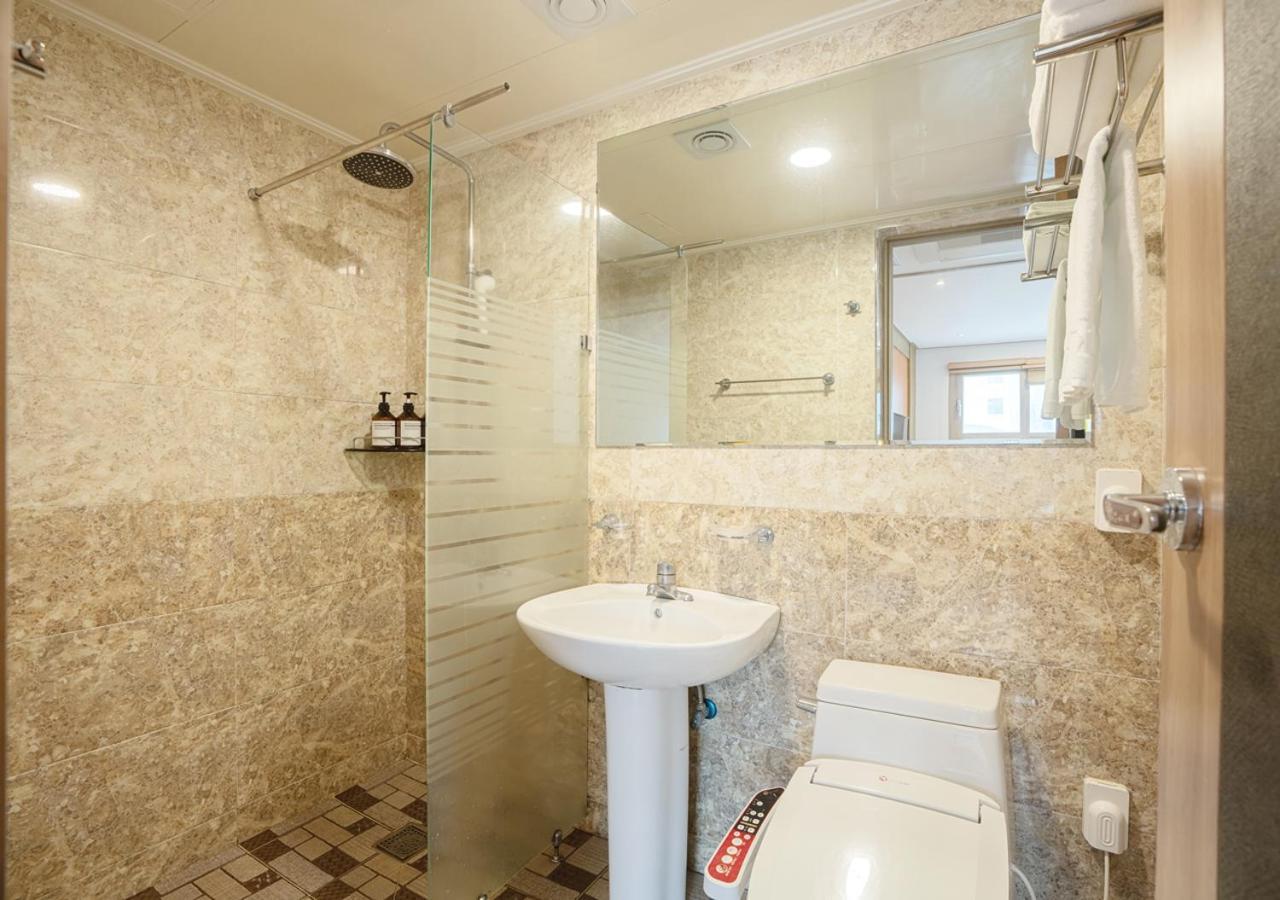 J2 Family Hotel Jeju Ngoại thất bức ảnh