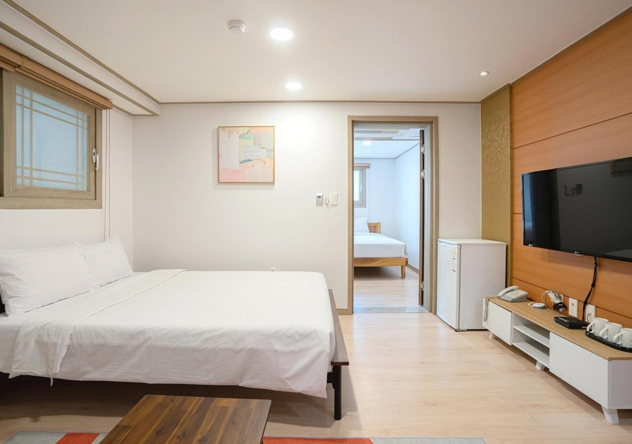 J2 Family Hotel Jeju Ngoại thất bức ảnh